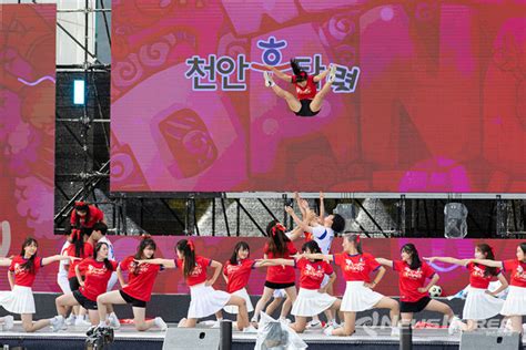 천안흥타령춤축제 2023 개막 D 9 맞아 천안시청에서 기자회견 열어