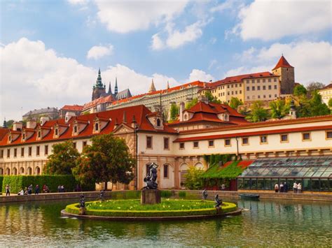 Prague Castle 1 Hour Introduction Tour With Entry Ticket