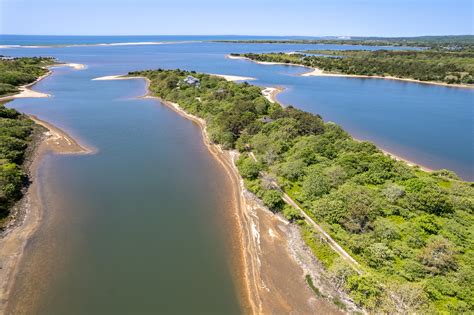 Great Pond West Tisbury MA | Martha's Vineyard