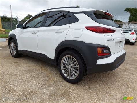 Chalk White Hyundai Kona Sel Photo Gtcarlot