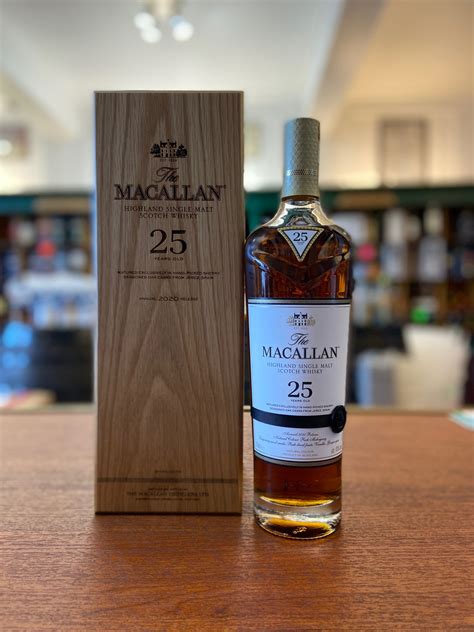 Macallan 25 Year Old Sherry Oak