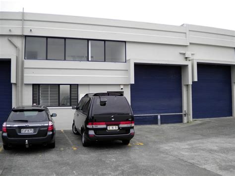 MANUKAU warehouse/offices | Key Realty