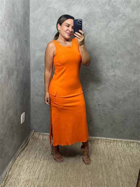 Vestido Midi C Bolsos Em Linho Lan Amentos Marikitta Roupas