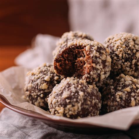 Tartufi Di Pandoro Al Cioccolato Sterilgarda Alimenti