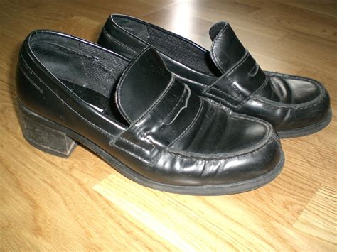 Svart Loafers Med Liten Klack Vaga Bond Strl K P P