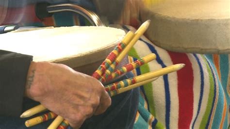 Tsuut'ina Nation hand games add 'intensity' to weekend powwow | CBC News