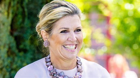 Königin Máxima Niederländische Royal begeistert in elegantem Outfit