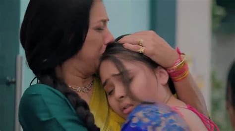 Anupamaa Anupamaa And Pakhi S Reunion As Pakhi Returns Home