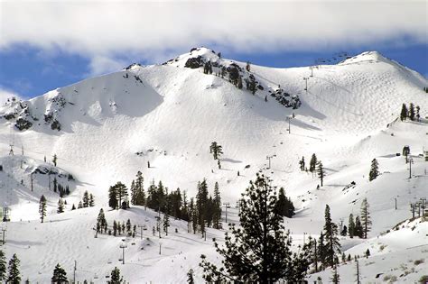 10 Best Ski Resorts in Lake Tahoe - Where to Ski in Lake Tahoe this ...