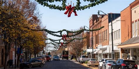 NC Zoo in Asheboro: Things to Do, Food, Fun Attractions, and More!