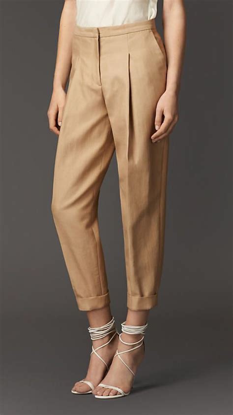 Pleat Detail Cotton Silk Trousers Fashion Pants Fashion Fashion Outfits