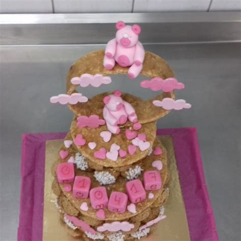 Piece Montee Pour Un Bapteme Le Specialiste Des Desserts De Mariage