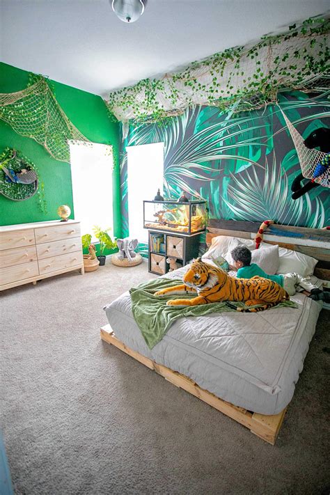 Jungle Themed Bedroom Ideas