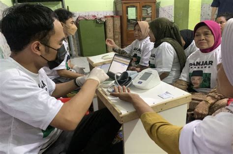 Santri Dukung Ganjar Gelar Cek Kesehatan Gratis Dan Doa Bersama Di Jaktim