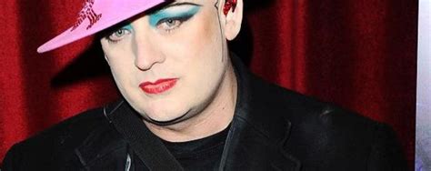 Kaum Erkannt Boy George Ohne Make Up Erwischt Promiflashde