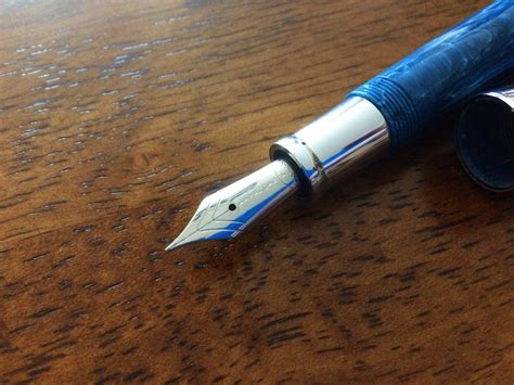 Levenger True Writer Select Fountain Pen Review The Pen Addict