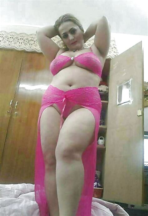 ARAB SLUT Porn Pic