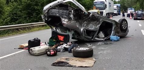 A lire Lessac spectaculaire accident sur la RD951 quatre blessés