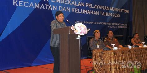 Pembinaan Dan Pembekalan Pelayanan Administrasi Kecamatan Dan Kelurahan