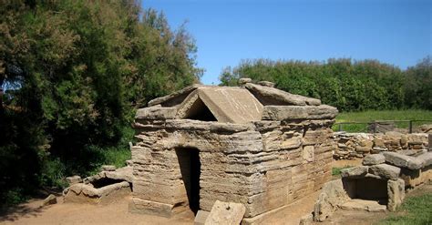 Etruscan Tomb At Populonia Illustration World History Encyclopedia