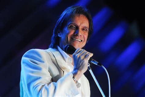 Roberto Carlos Sai Do Especial De Fim De Ano Da Globo E Marca Show