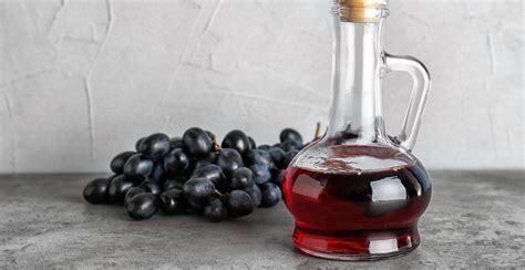 What Is Red Wine Vinegar? Learn How to Cook With Red Wine Vinegar - 2022 - MasterClass