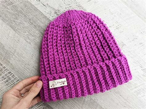 Ads-Free Crochet Ribbed Hat Pattern for Beginners - Crochet Bits