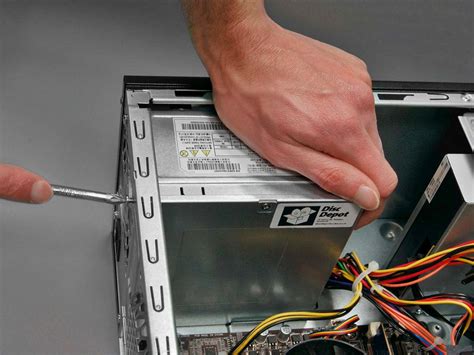 How to Install a Desktop Power Supply | CitizenSide