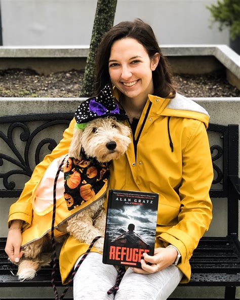 Refugee~ Alan Gratz — Riley Reads