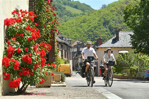 MAG ÉTÉ Parcourez en vélo le tronçon aveyronnais de la Vallée du Lot