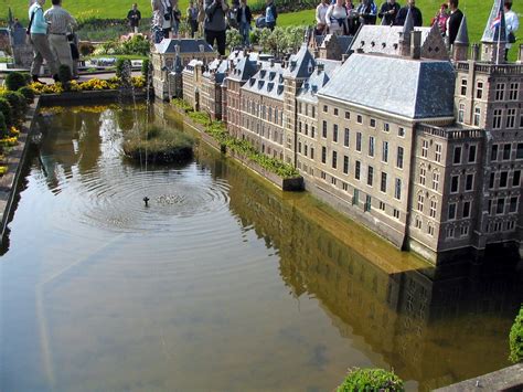 Parlement Buildings Het Binnenhof Met Vijver Coanri Rita Flickr