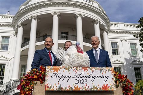 Biden pardons National Thanksgiving Turkeys while marking his birthday | Fulton Sun