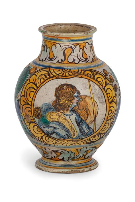 A SCIACCA MAIOLICA VASE EARLY 18TH CENTURY SLIGHTLY WORN A MINOR