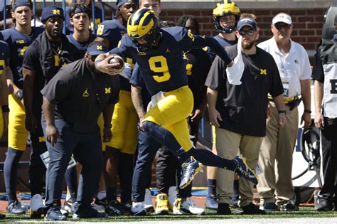 Michigan Football 5 Predictions For Wolverines Against Uconn