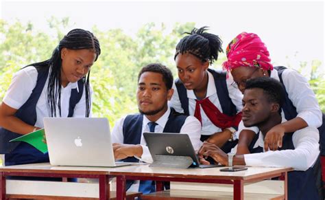 Des bourses d études mauriciennes offertes aux étudiants africains