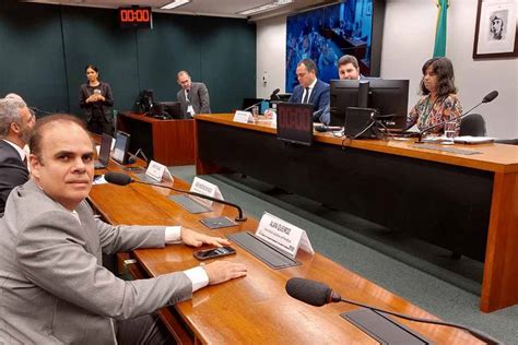 Deputado Alan Queiroz participa de audiência pública para tratar sobre