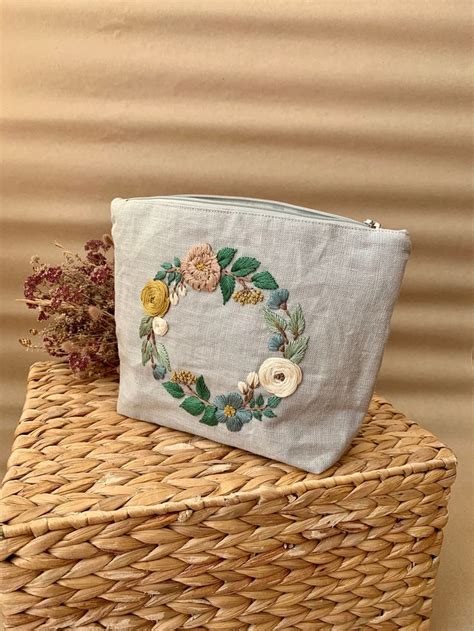 Embroidered Pouch Cosmetic Bag Linen Makeup Bag Embroidered Cosmetic