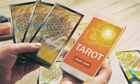 3 Advantages Of Getting A Tarot Card Reading Online Faze