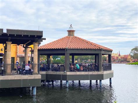 Outdoor Dining At Disney Best Restaurants By Park Disney Trippers