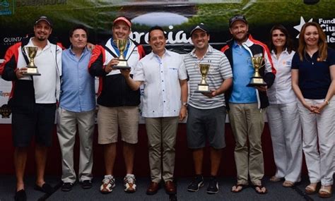 Encabeza Carlos Joaqu N La Premiaci N Del Xiii Torneo De Golf Copa