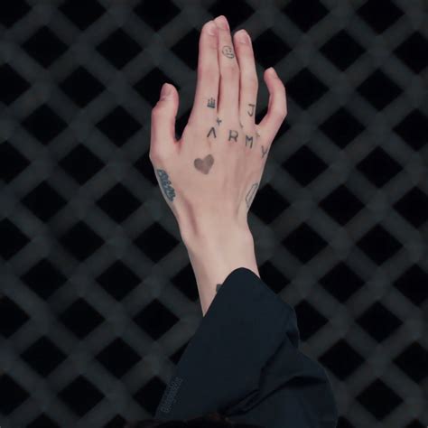 Update more than 61 bts jungkook hand tattoo latest - in.cdgdbentre