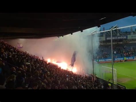 Vfl Osnabr Ck Hansa Rostock Pyrotechnik Nach Dem Abpfiff Youtube