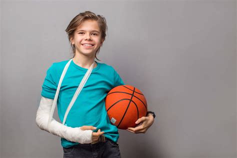 Children’s Sports Injury Treatment | SI Ortho