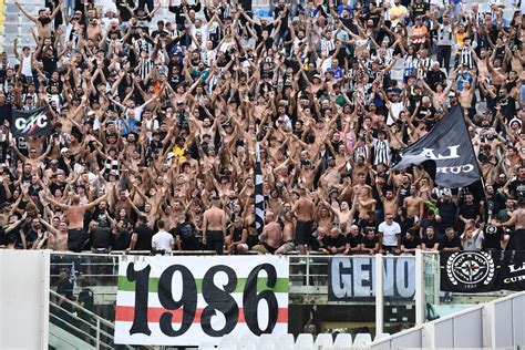 Fiorentina Juve Daspo Per Due Ultras Bianconeri Ecco I Motivi