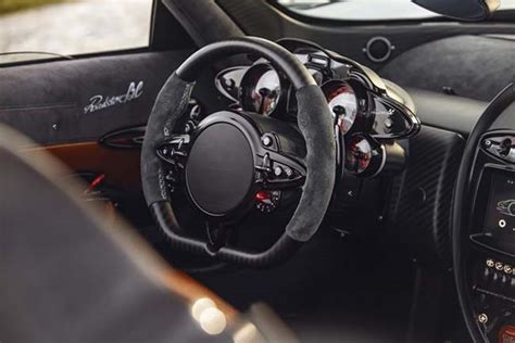 Pagani Huayra Roadster BC Is A Real Stunner - Luxuryes