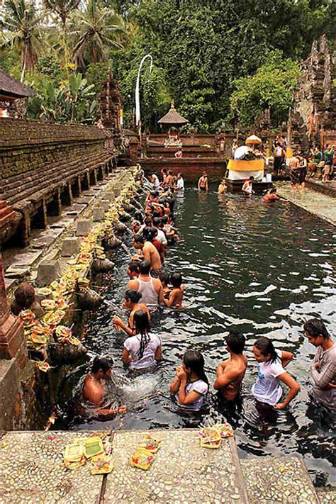 Source De Tirta Empul Source De Tirta Empul Tampaksiring Ubud Et