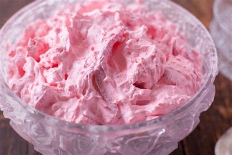 Strawberry Jello Fluff Dessert Recipe