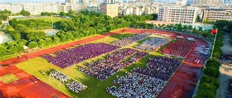 贵港市2022年高中阶段学校招生录取最低控制等级公布成绩桂平市示范性