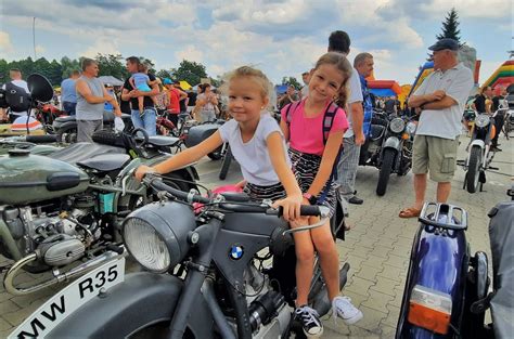 V Zjazd Motocykli Prl W Gr Bowie Kultowe Maszyny I Ptaki Polskich Szos