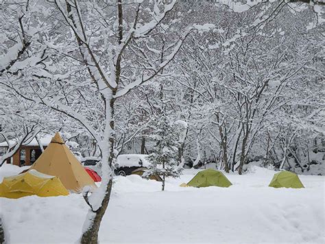 「雪中キャンプ」におすすめのキャンプ場5選！ この時期だけのお楽しみ！今年の冬キャンプは雪中キャンプに挑戦！ Sotobira